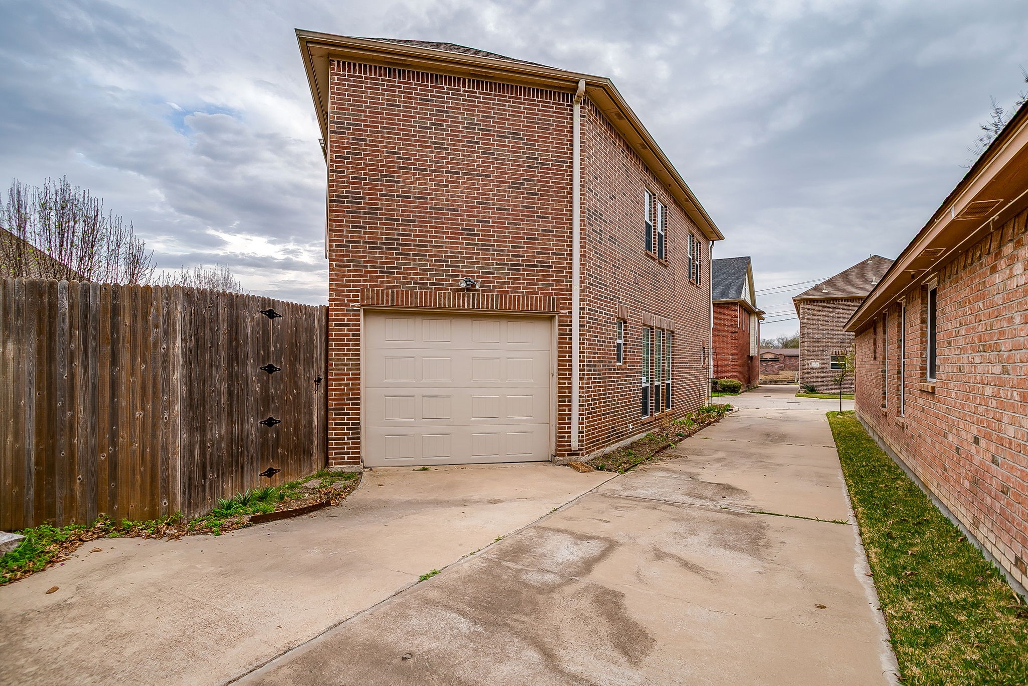 4917 Ridglea Hills Court Fort Worth TX 76116
