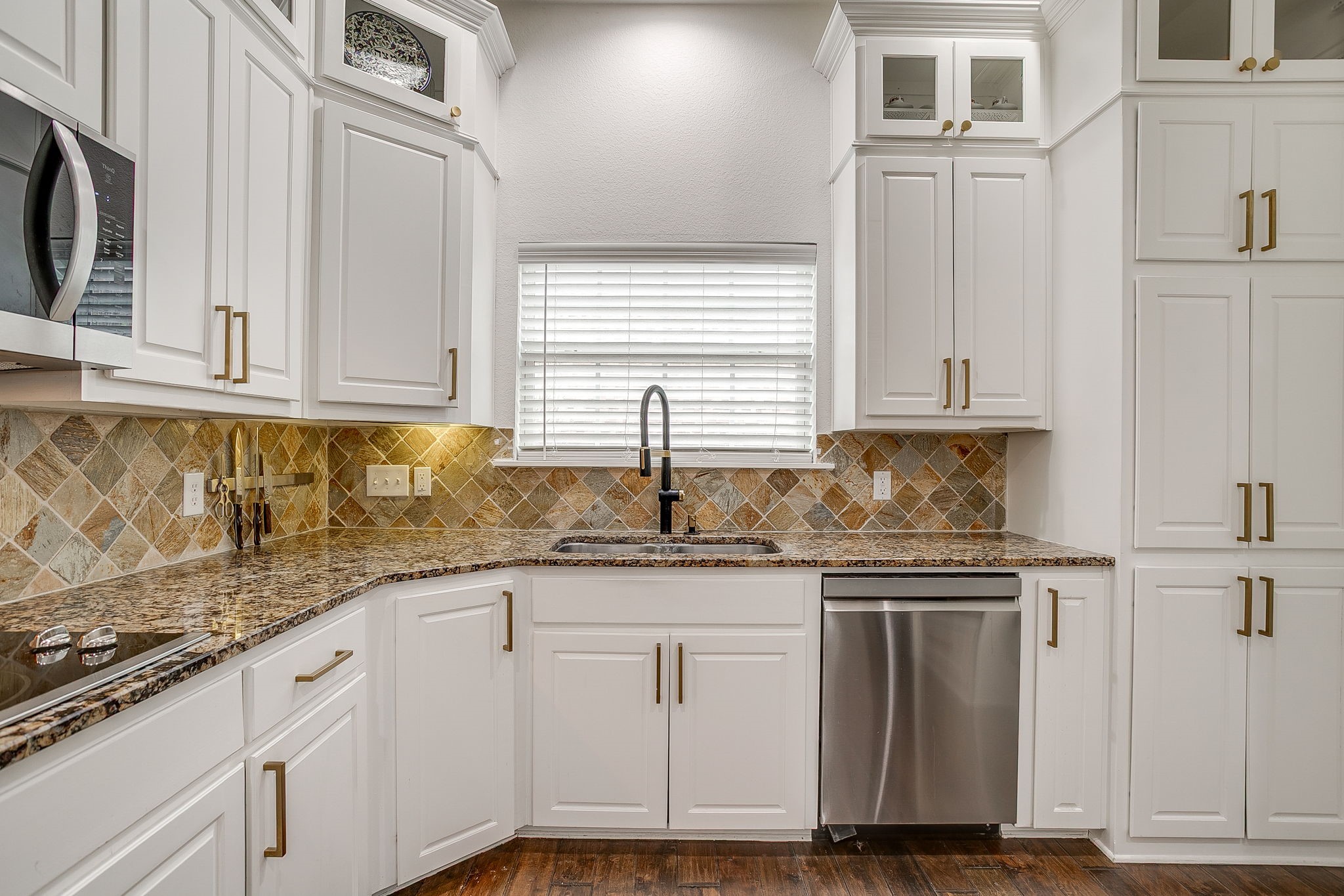 4917 Ridglea Hills Court Fort Worth TX 76116