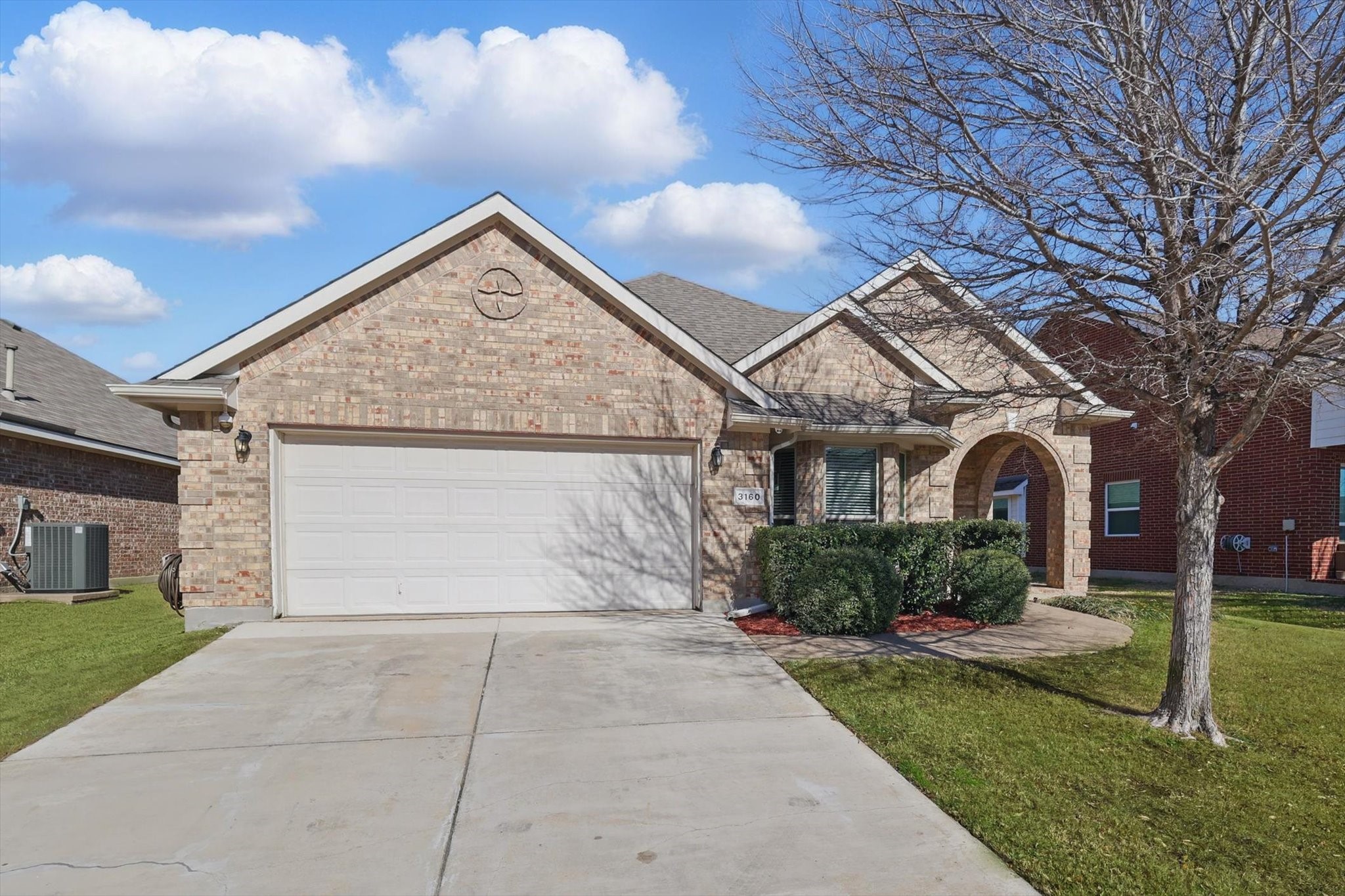 3160 Serpis Grand Prairie TX 75054