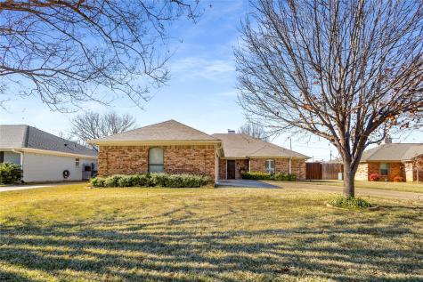 2309 Farrington Lane Hurst TX 76054