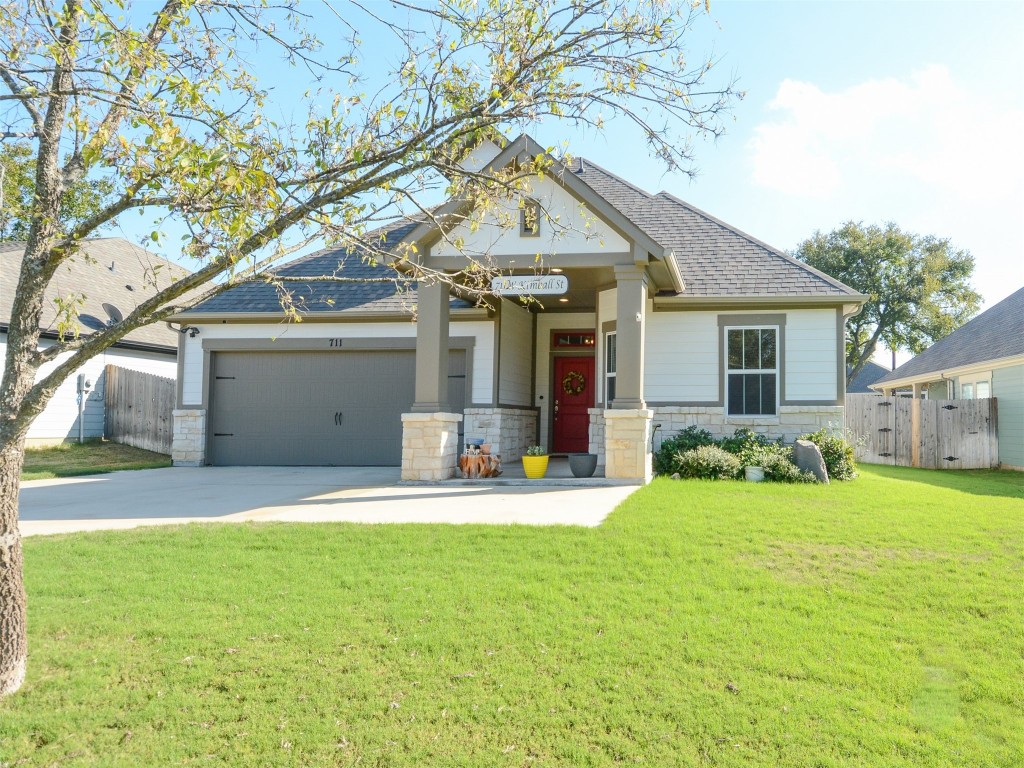 711 W Kimball Street Mansfield TX 76063