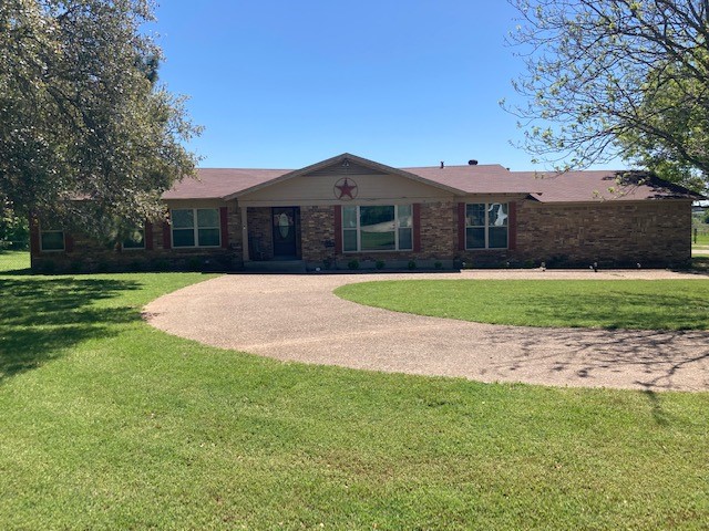 5501 Woodard Avenue Cleburne TX 76033