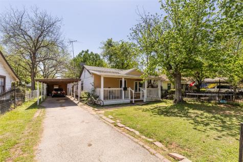 3916 E 4th Street Fort Worth TX 76111