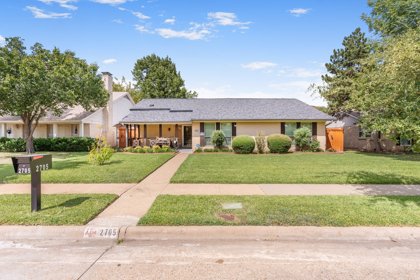 2705 Meadow Park Drive Garland TX 75040