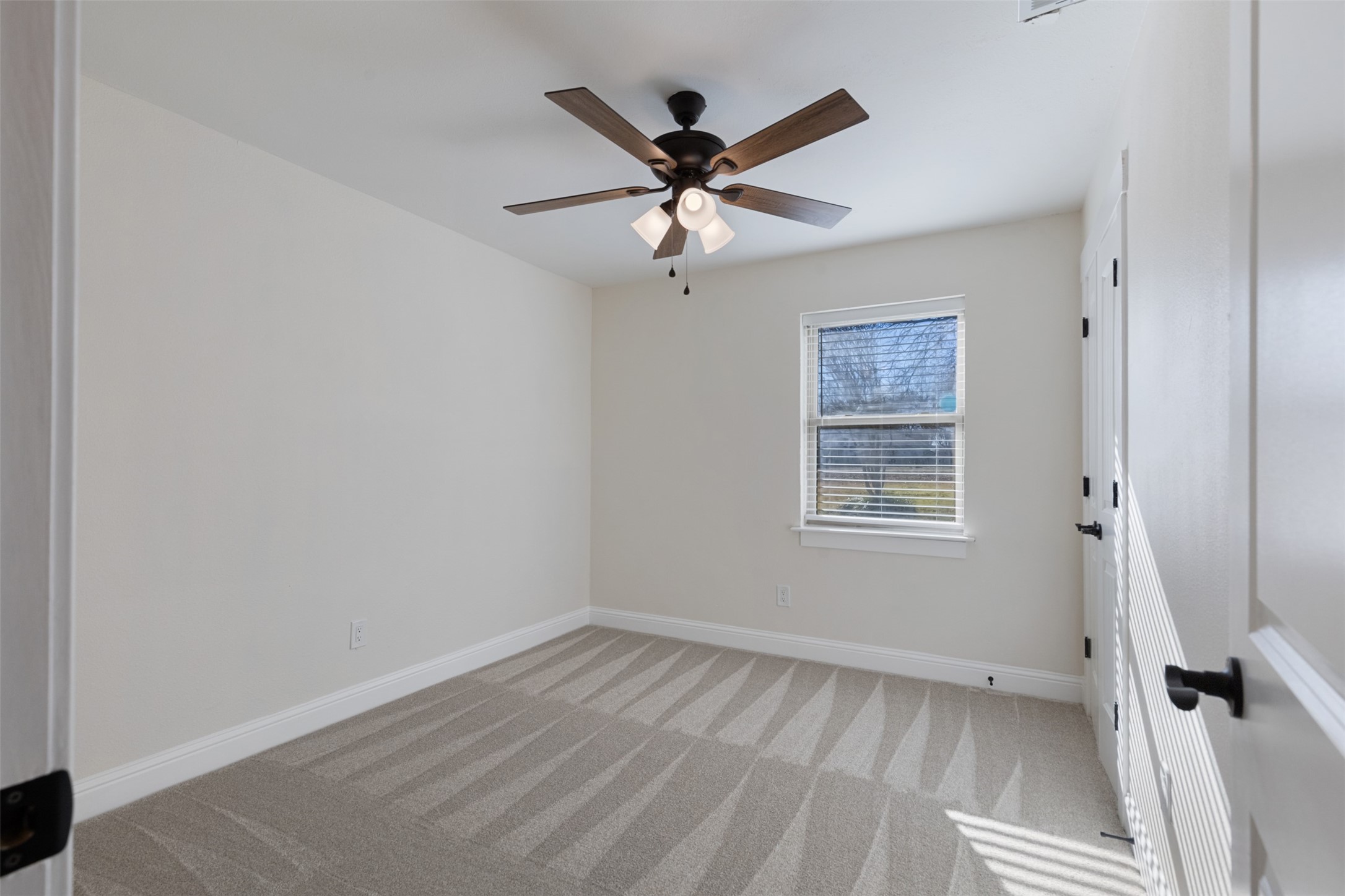 137 S Meadowbrook Drive Pottsboro TX 75076