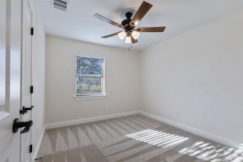 137 S Meadowbrook Drive Pottsboro TX 75076