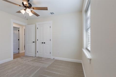 137 S Meadowbrook Drive Pottsboro TX 75076