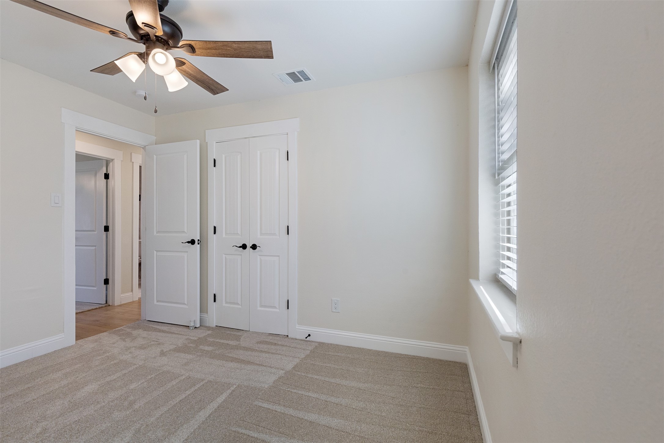 137 S Meadowbrook Drive Pottsboro TX 75076