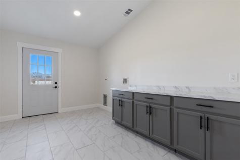 137 S Meadowbrook Drive Pottsboro TX 75076