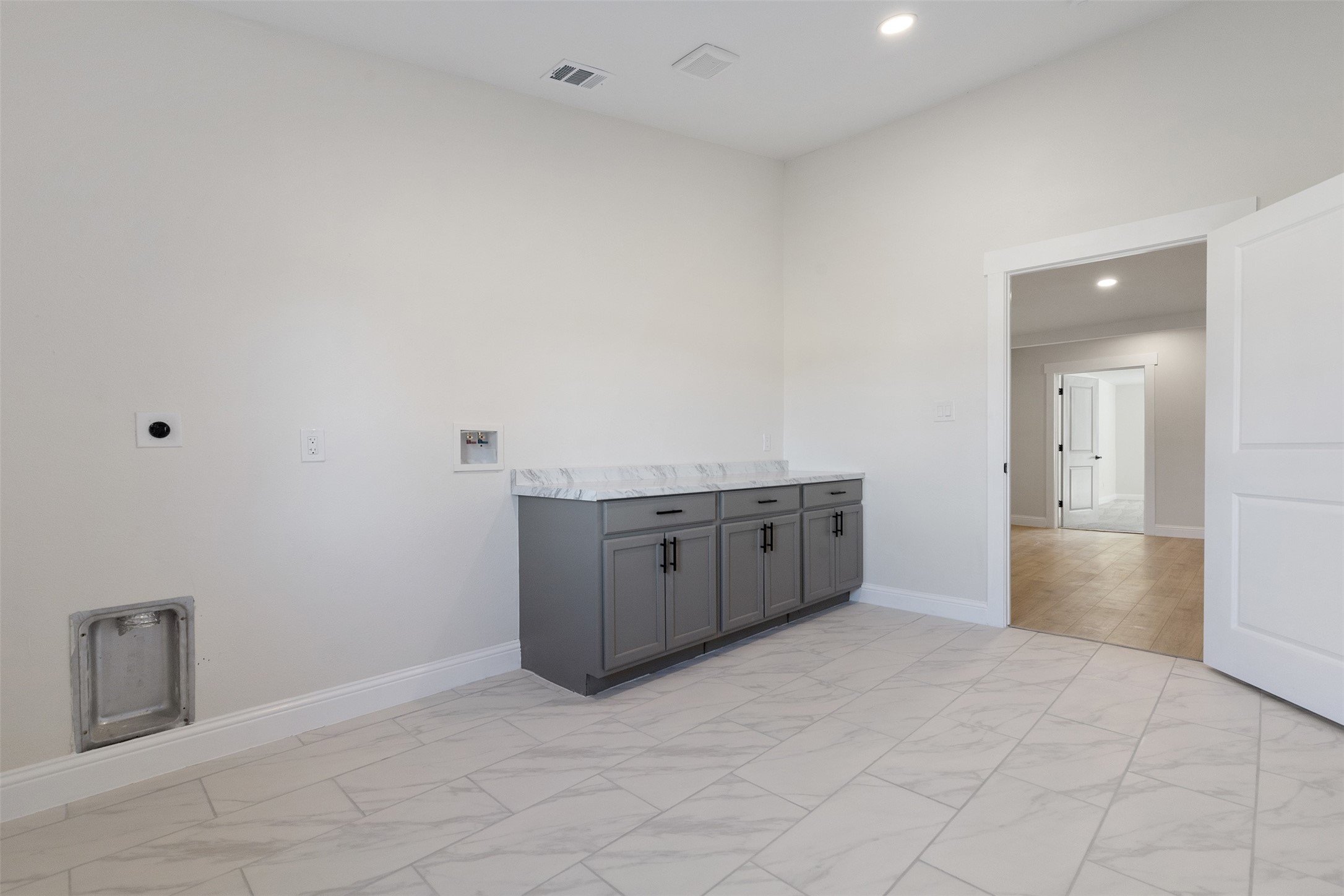 137 S Meadowbrook Drive Pottsboro TX 75076