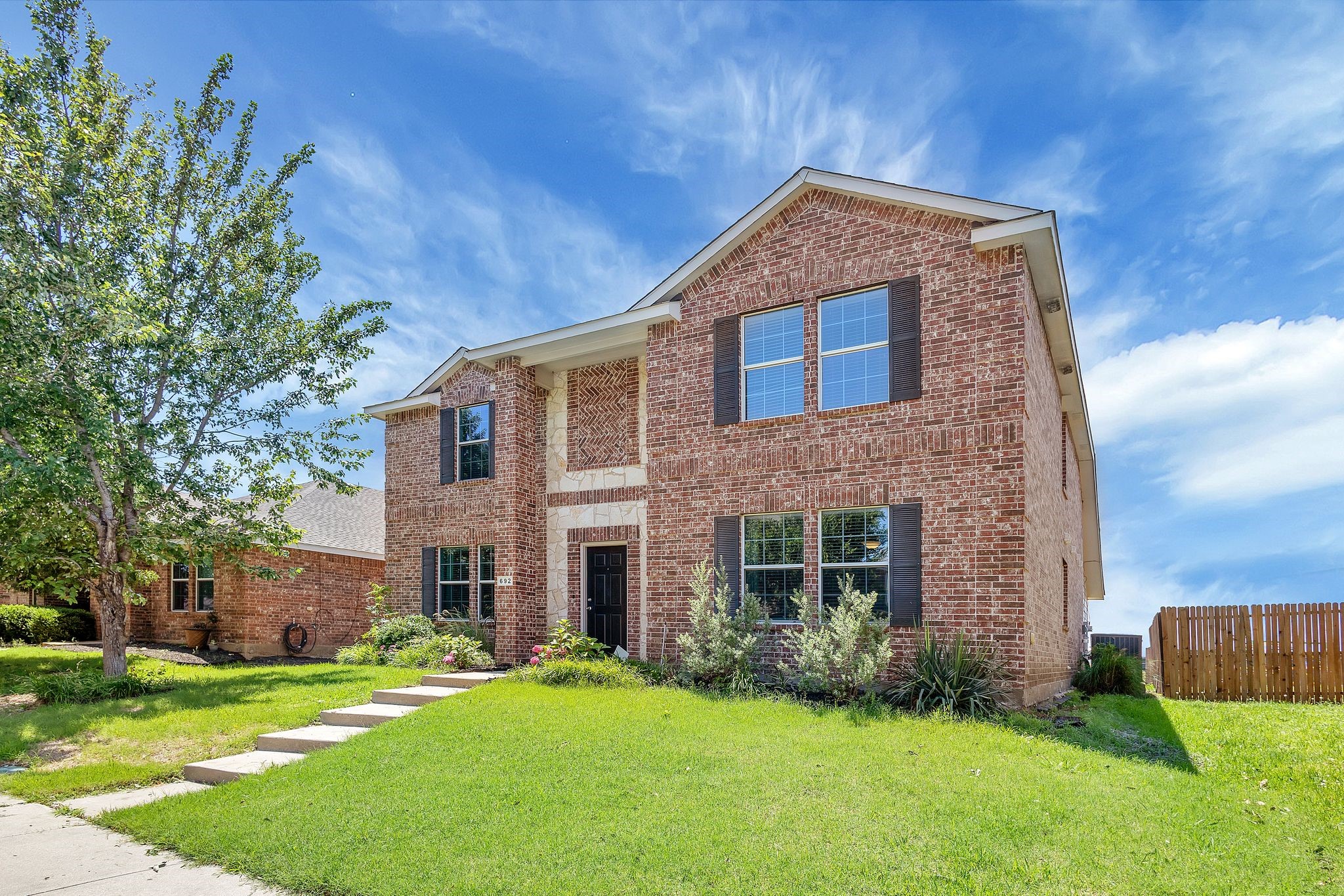 692 Austin Lane Lavon TX 75166
