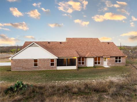1502 County Road 3152 Kempner TX 76539