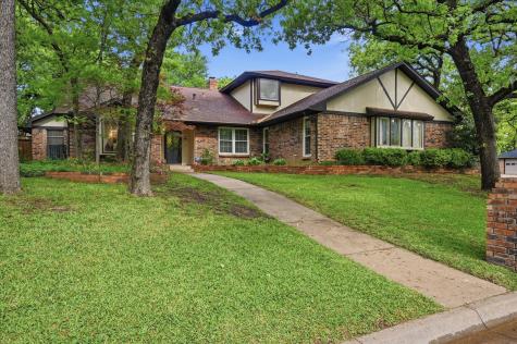2900 Greenbrook Drive Arlington TX 76016