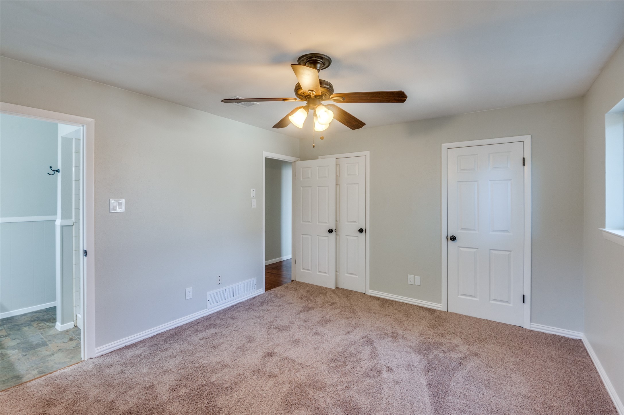 811 Buffalo Drive Arlington TX 76013