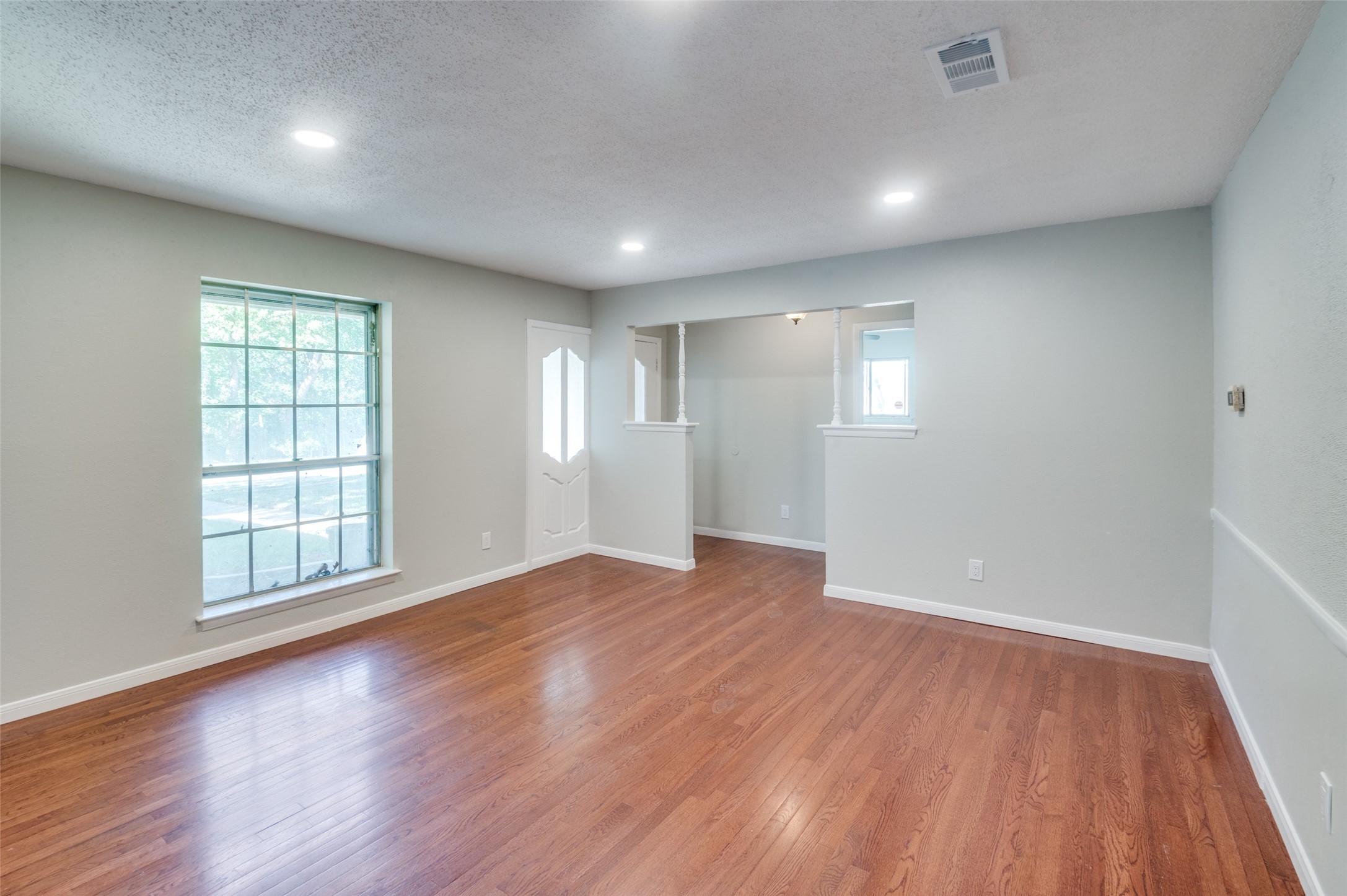 811 Buffalo Drive Arlington TX 76013