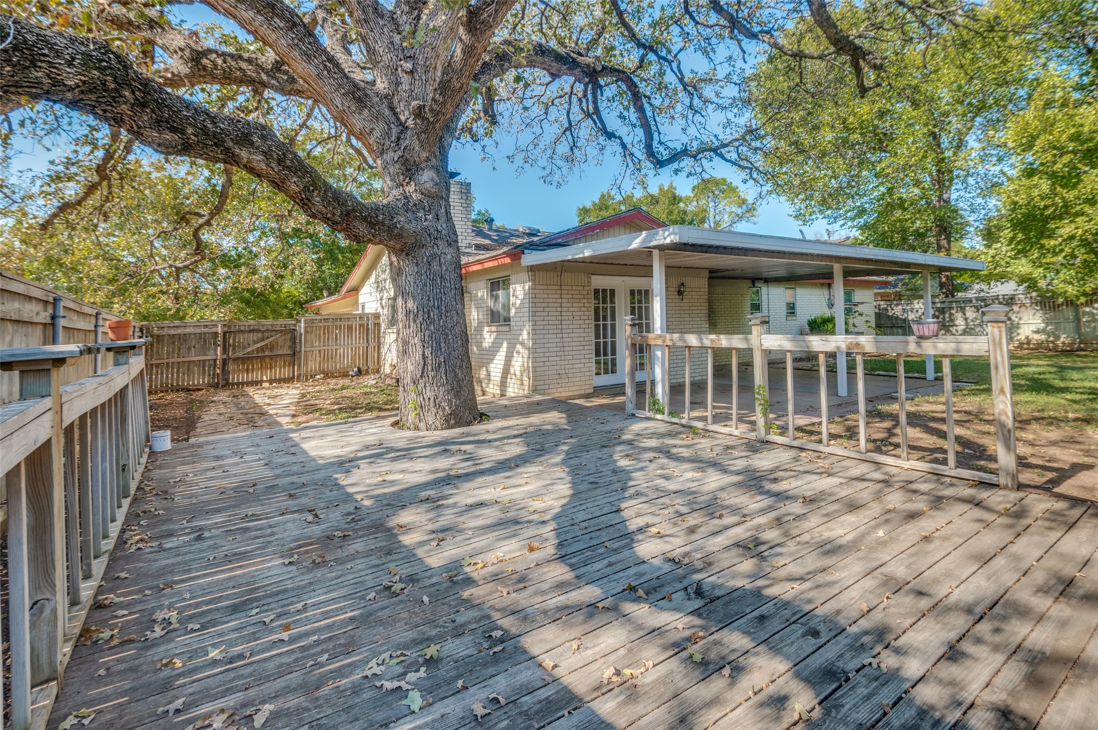 811 Buffalo Drive Arlington TX 76013