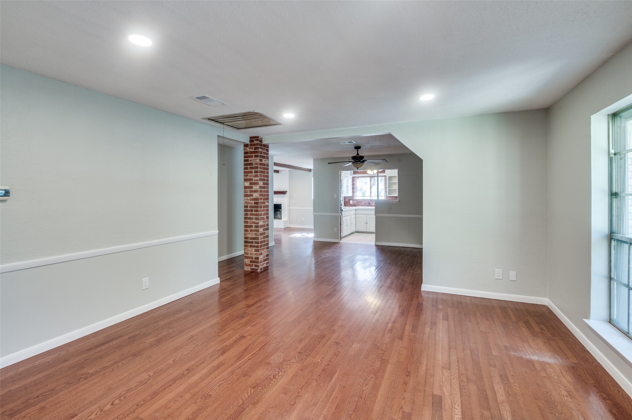 811 Buffalo Drive Arlington TX 76013