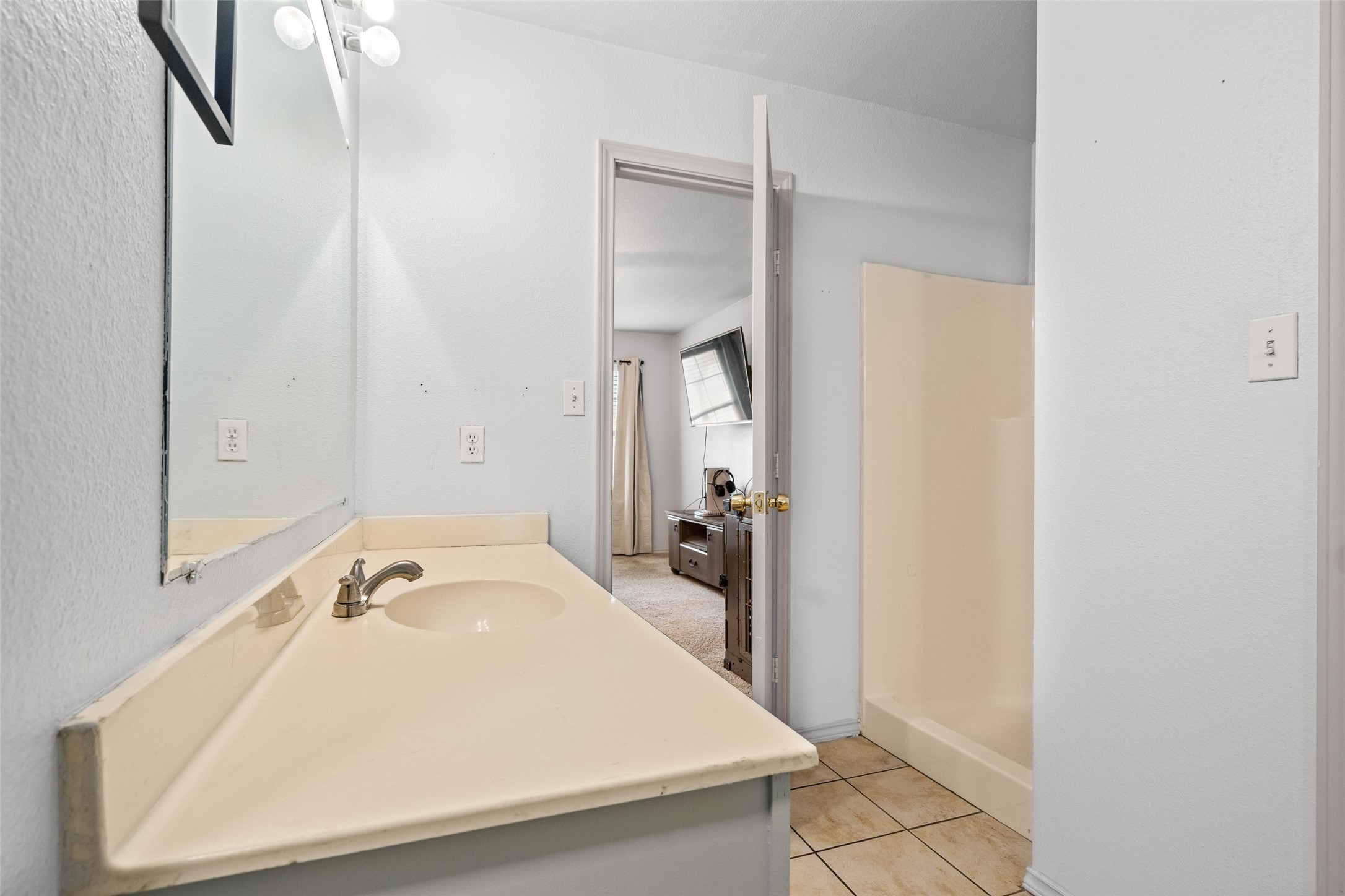 112 W Cedar Street Lone Oak TX 75453