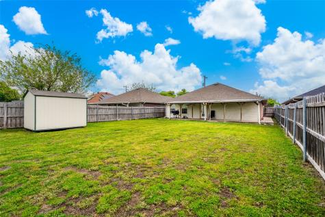 112 W Cedar Street Lone Oak TX 75453