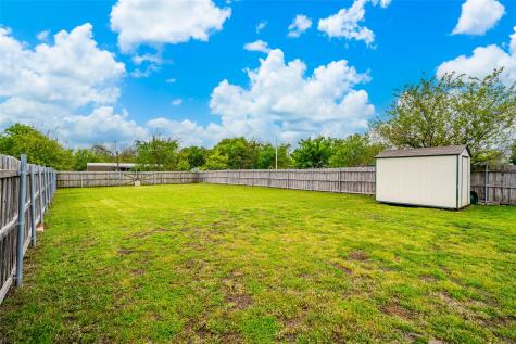 112 W Cedar Street Lone Oak TX 75453