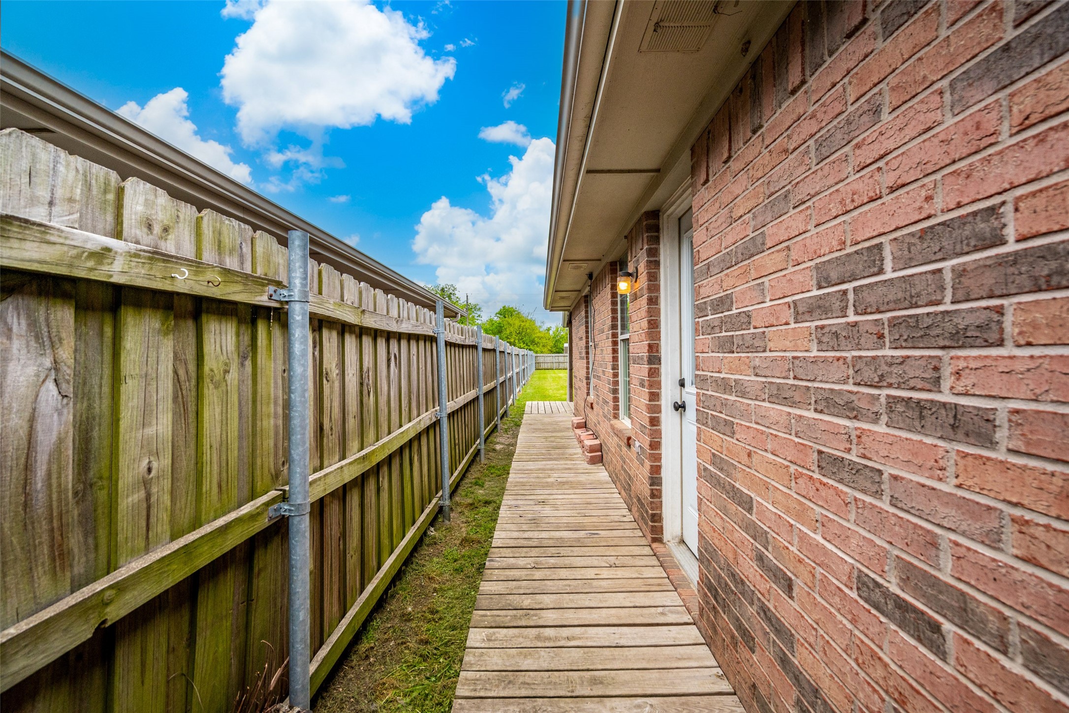 112 W Cedar Street Lone Oak TX 75453