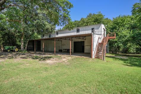 8855 County Road 107 Grandview TX 76050
