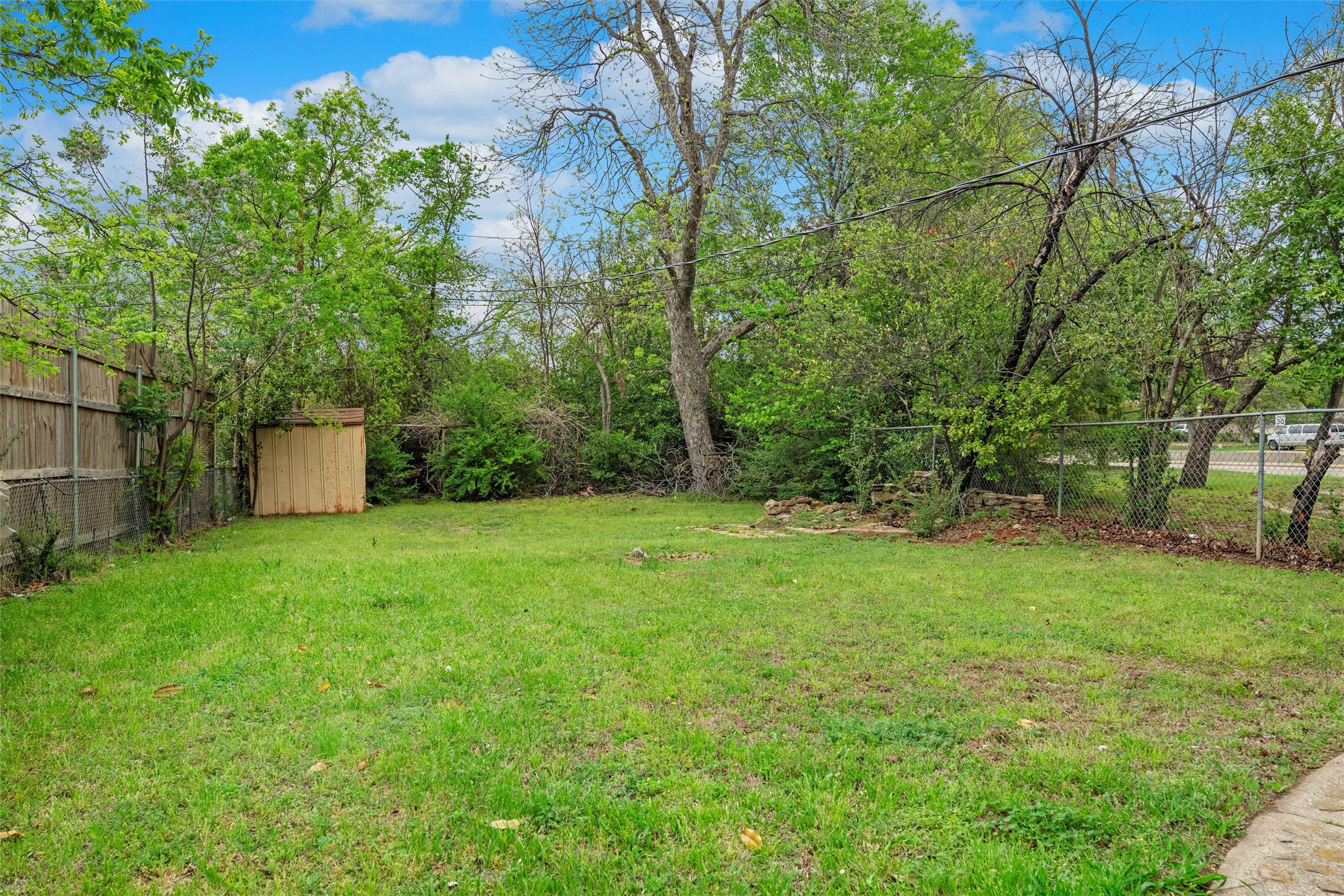 101 W Park Row Drive Arlington TX 76010
