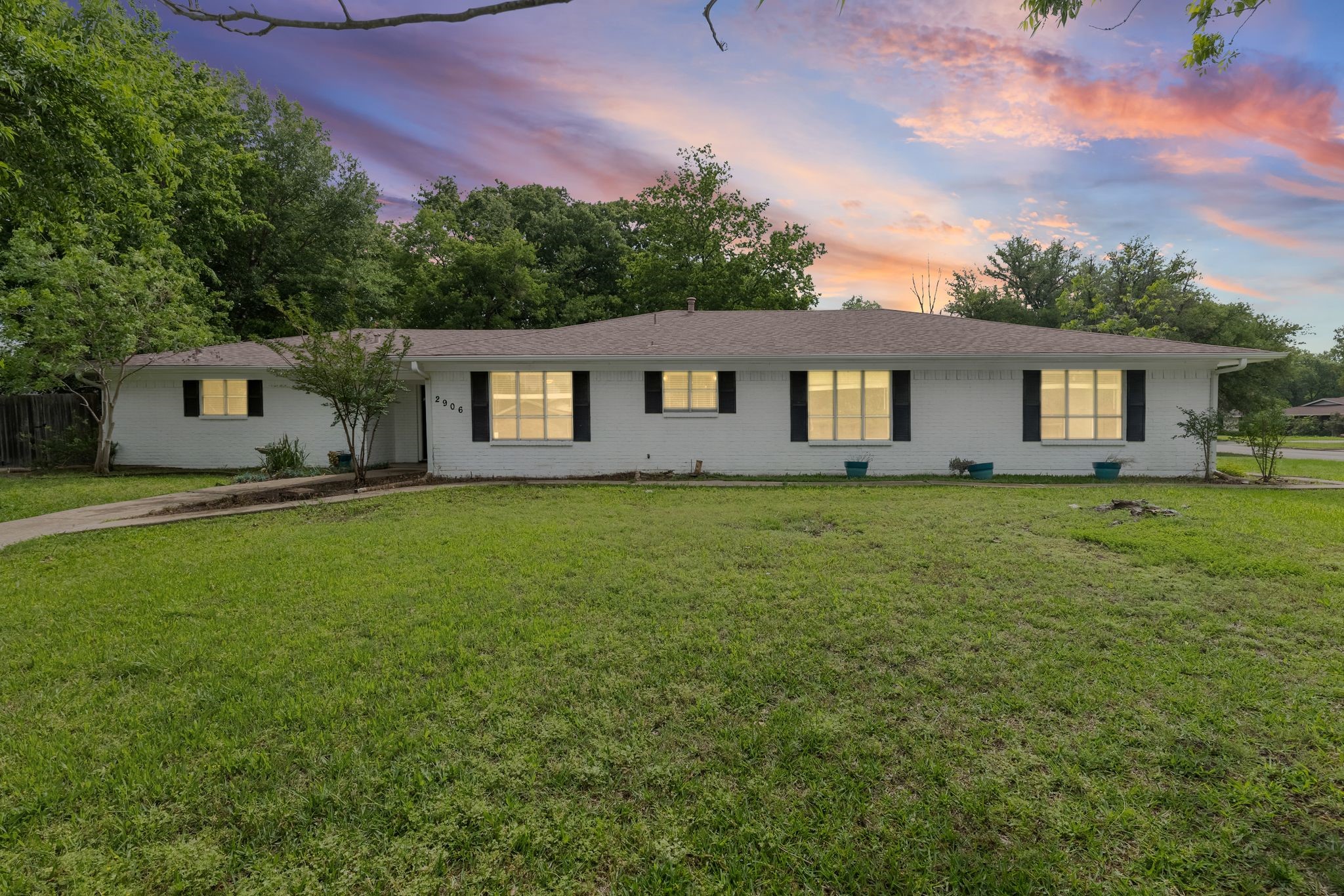 2906 Tanglewood Drive Commerce TX 75428