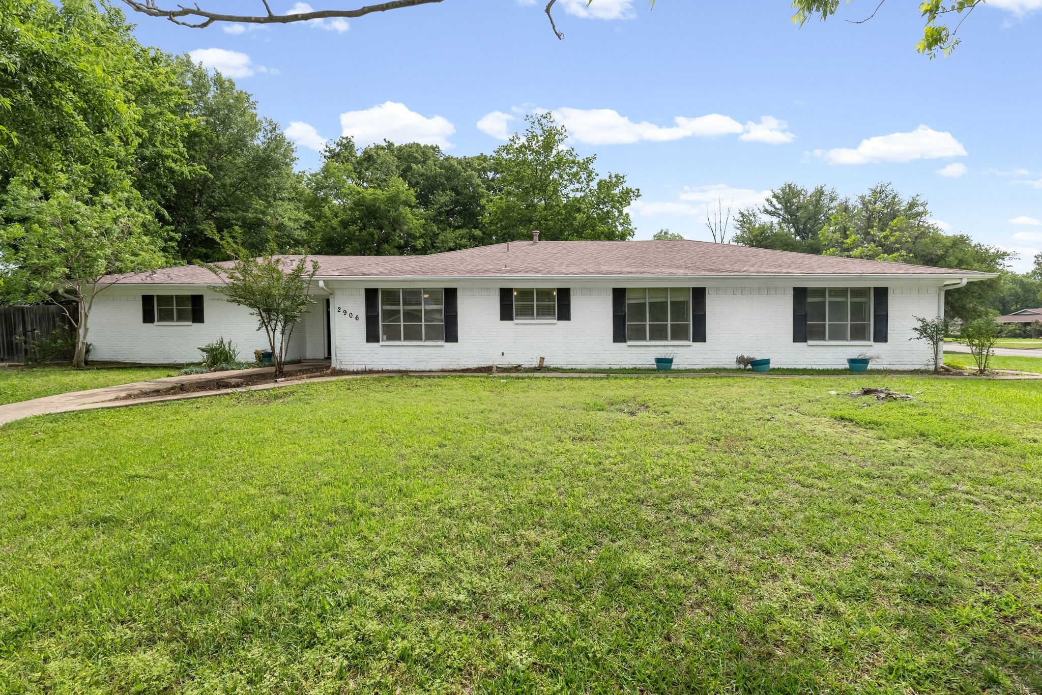 2906 Tanglewood Drive Commerce TX 75428