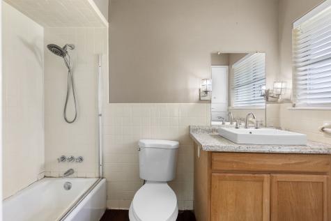 2906 Tanglewood Drive Commerce TX 75428