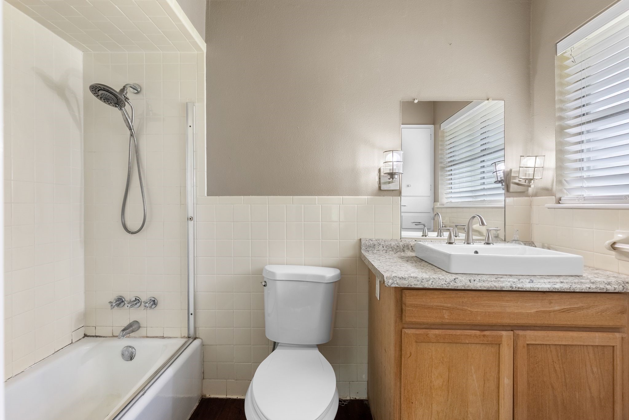 2906 Tanglewood Drive Commerce TX 75428