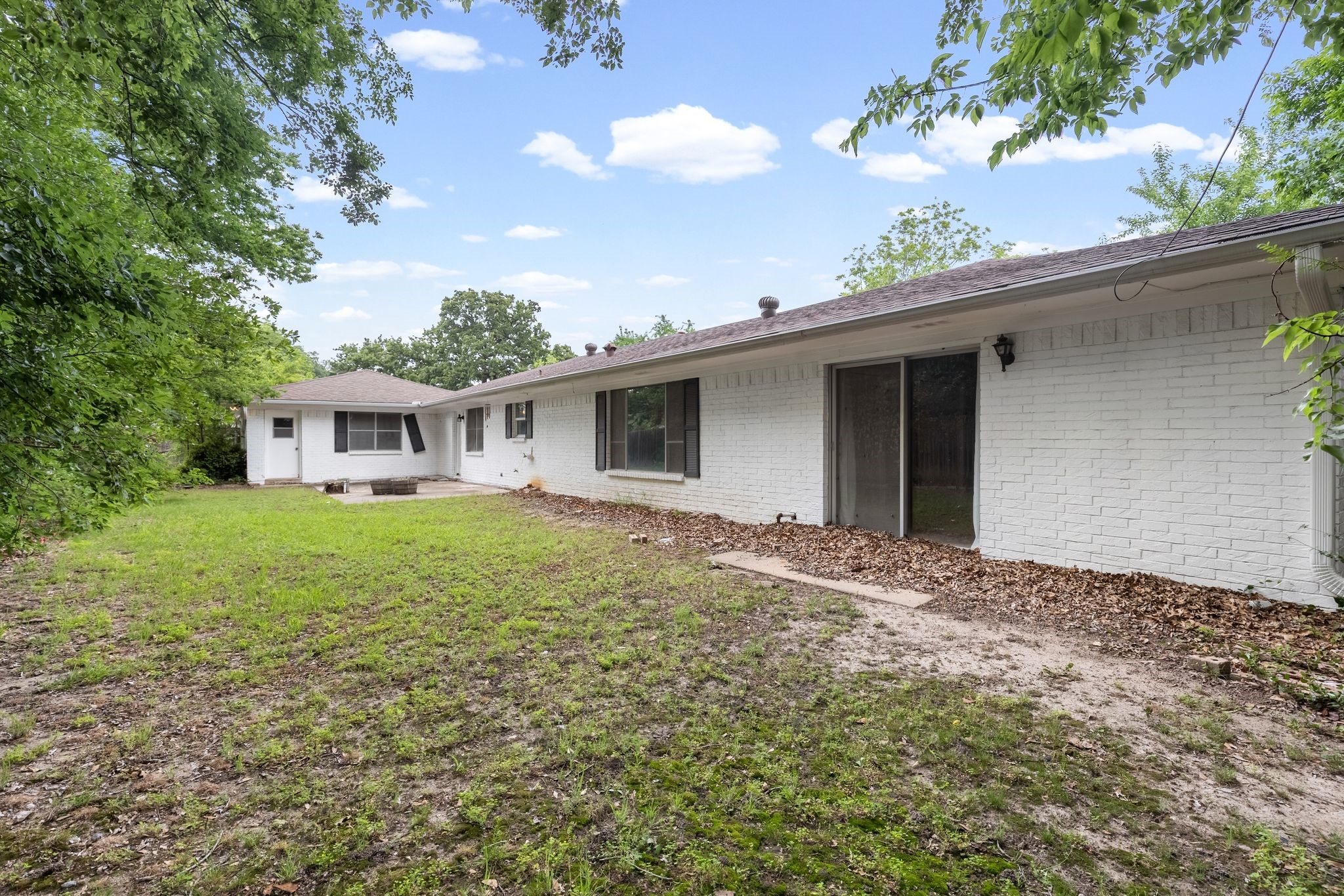2906 Tanglewood Drive Commerce TX 75428