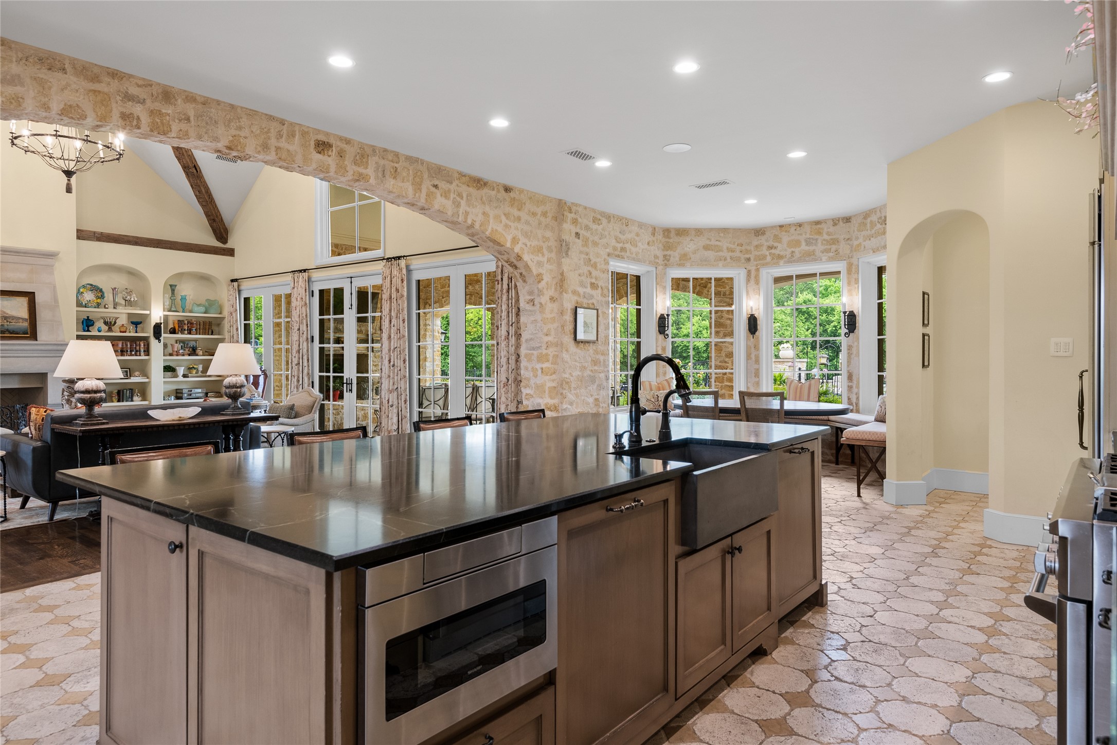 4101 Howard Road Waxahachie TX 75165