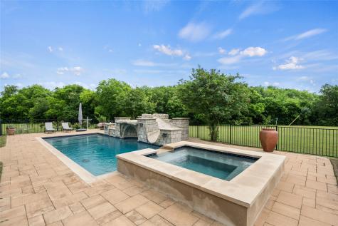 4101 Howard Road Waxahachie TX 75165