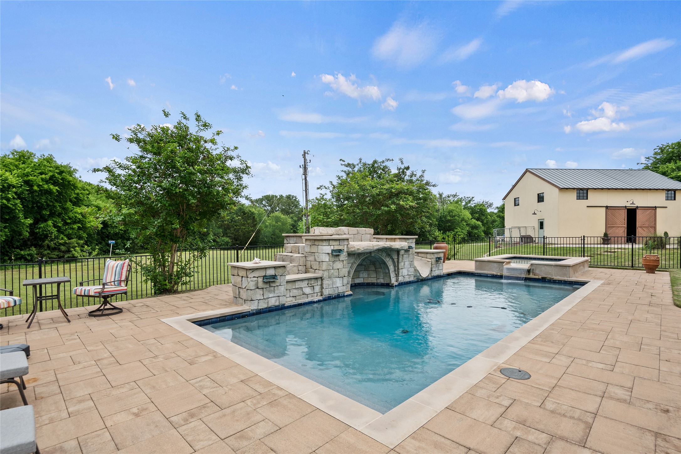 4101 Howard Road Waxahachie TX 75165