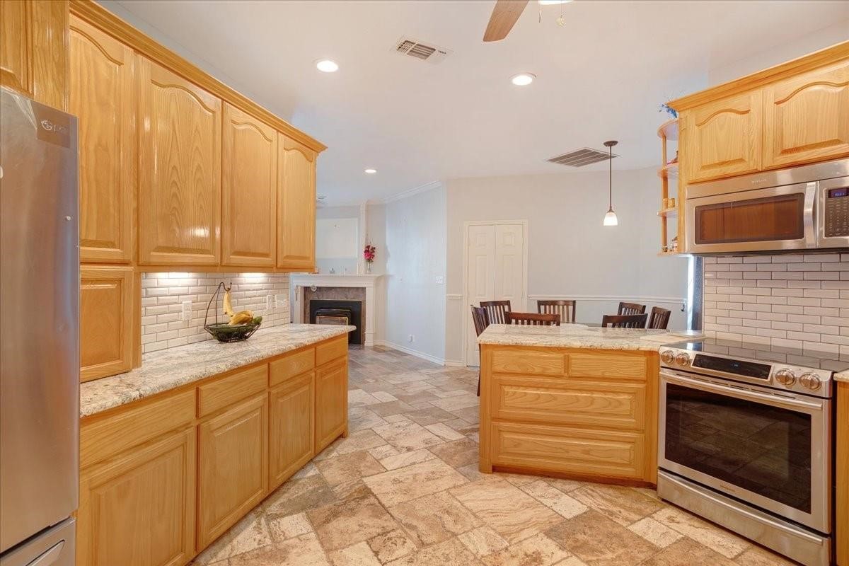 169 Ridgeview Drive Sherman TX 75090