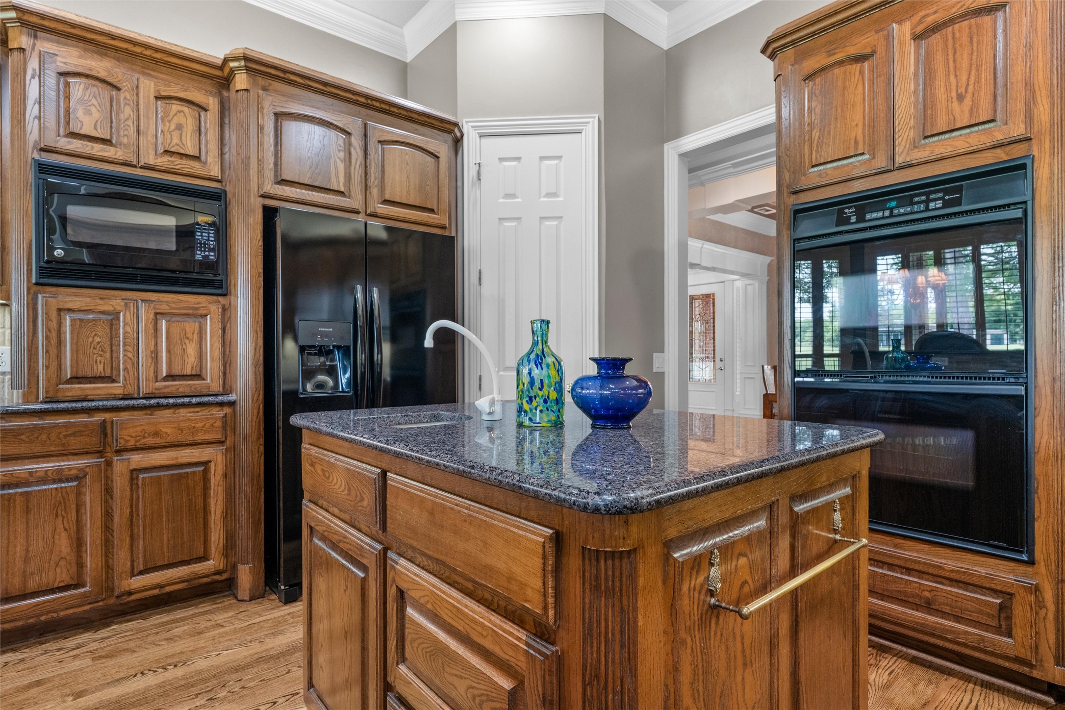 912 Walnut Falls Circle Mansfield TX 76063