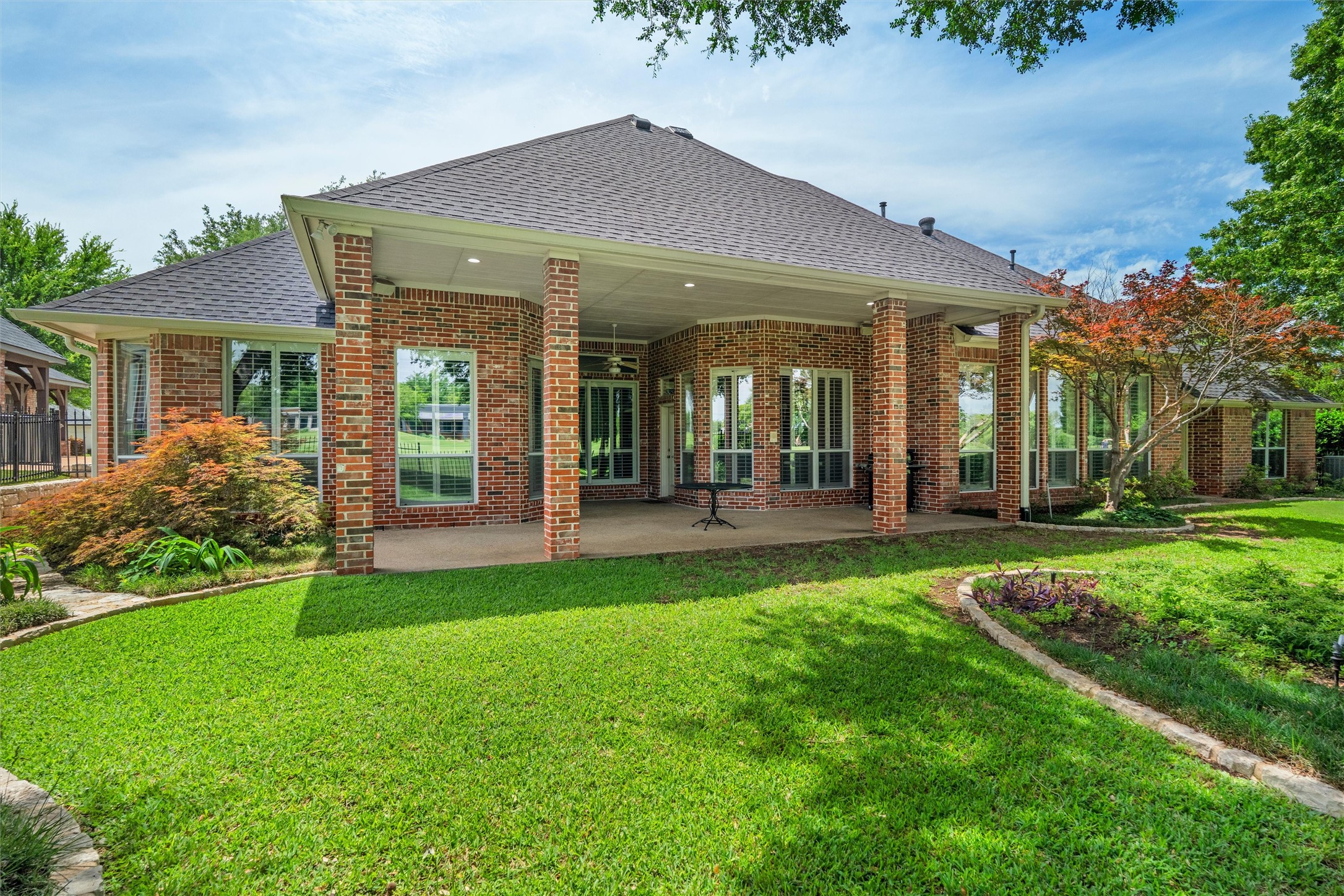 912 Walnut Falls Circle Mansfield TX 76063