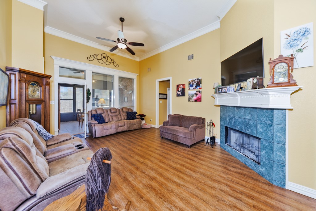 503 Port O Call Drive Runaway Bay TX 76426
