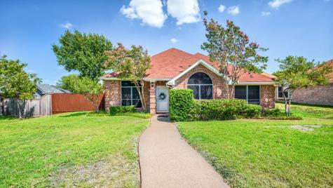 804 Brees Drive Desoto TX 75115