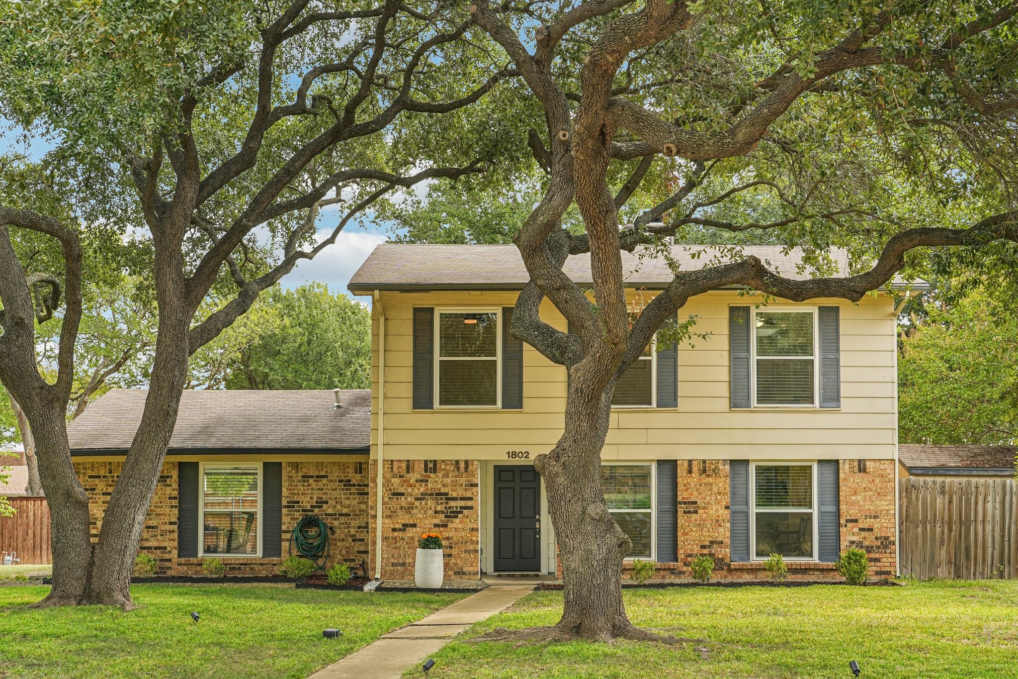 1802 Roxton Court Richardson TX 75081