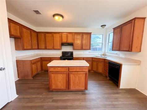 1100 Whispering Meadows Crowley TX 76036