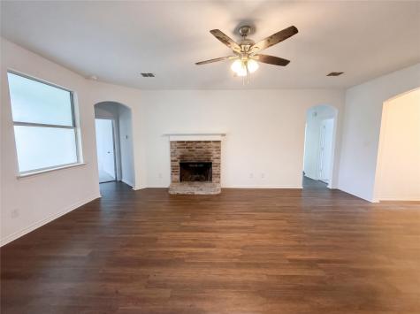 1100 Whispering Meadows Crowley TX 76036