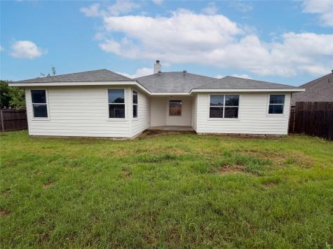 1100 Whispering Meadows Crowley TX 76036