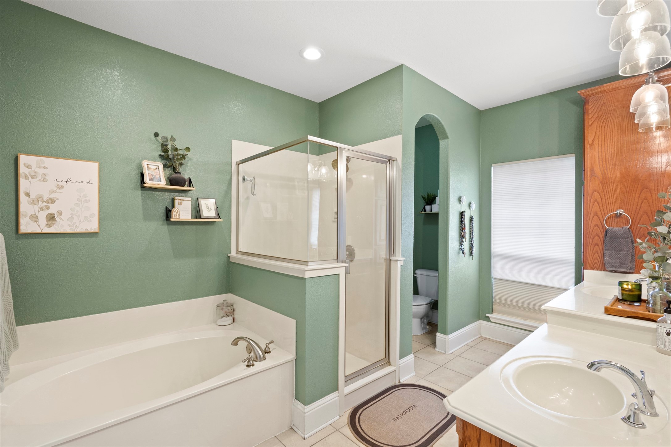 2000 Pin Oak Drive Kaufman TX 75142
