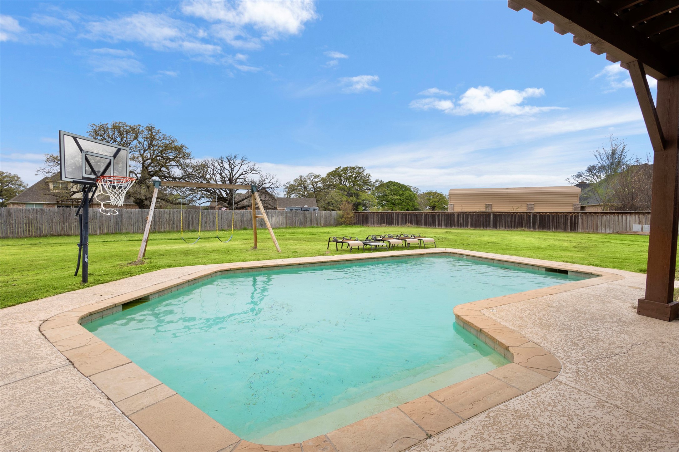 2000 Pin Oak Drive Kaufman TX 75142