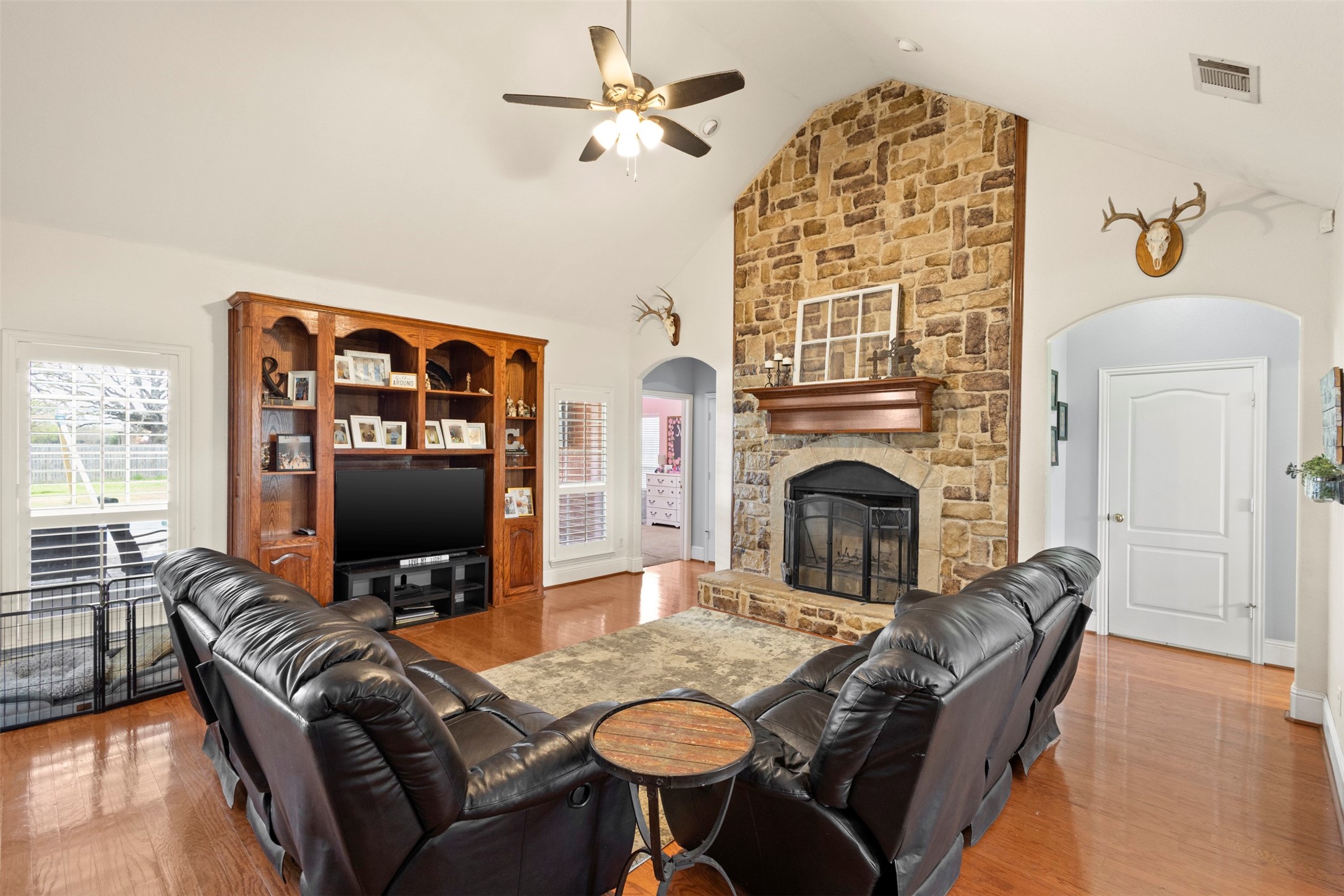 2000 Pin Oak Drive Kaufman TX 75142