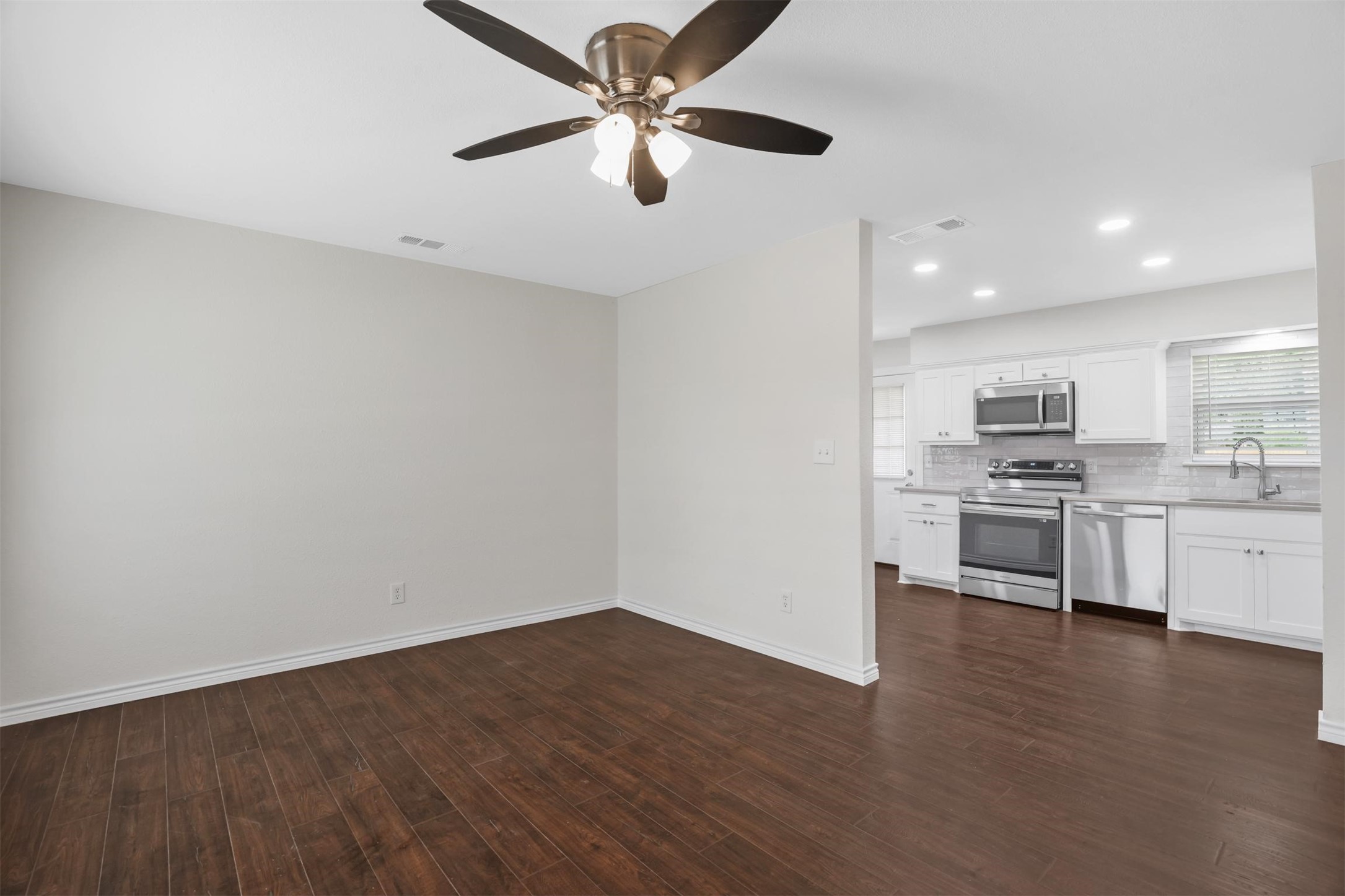 1201 Crockett Street Garland TX 75040