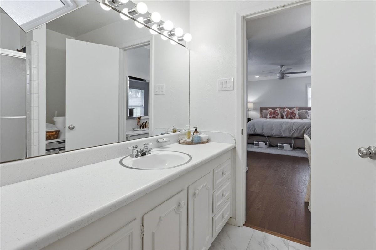 1812 Saxony Road Fort Worth TX 76116