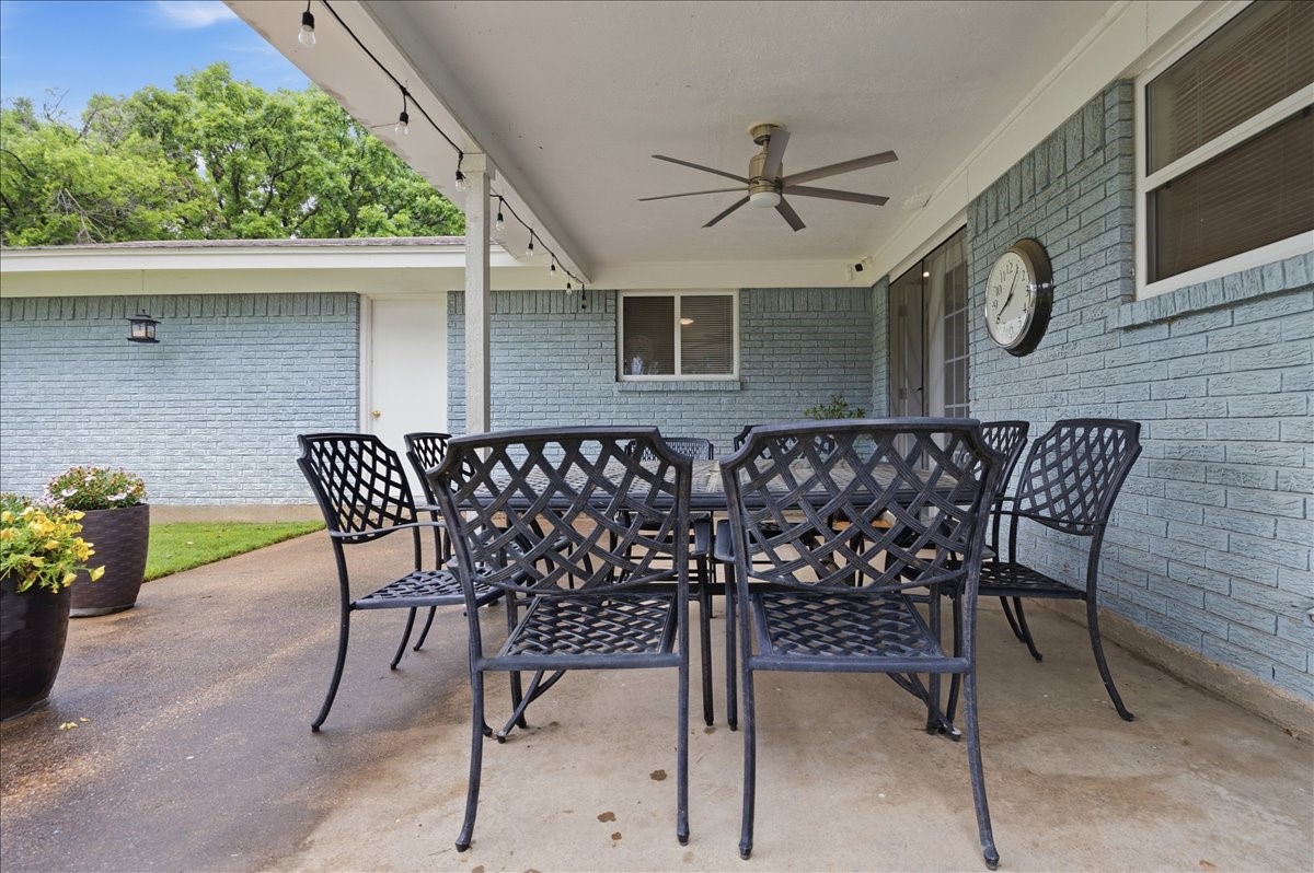 1812 Saxony Road Fort Worth TX 76116